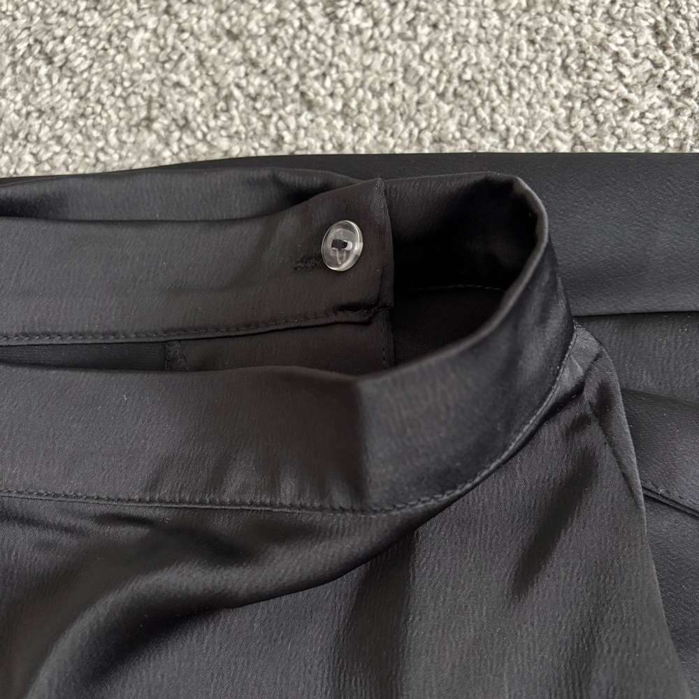 3/$45 H&M Elegant Black Women's Aline Skirt - Picture 5 of 7